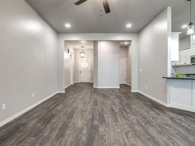 972 Tim Holt Drive, Harrah, OK 73045