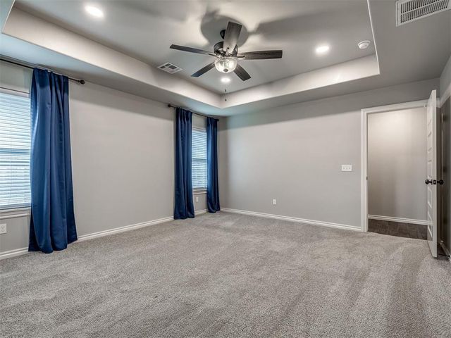 972 Tim Holt Drive, Harrah, OK 73045