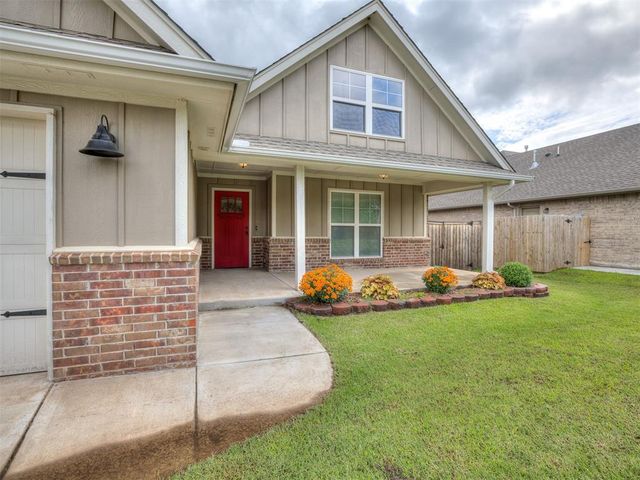 972 Tim Holt Drive, Harrah, OK 73045