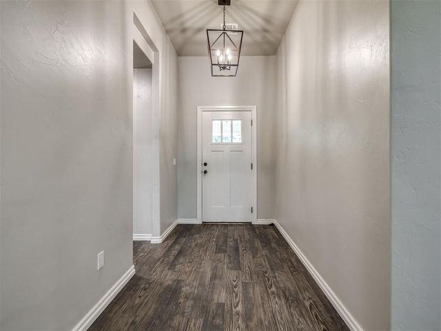 972 Tim Holt Drive, Harrah, OK 73045