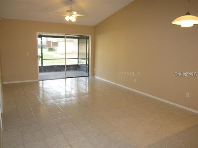 13 SILVER PARK CIRCLE, Kissimmee, FL 34743