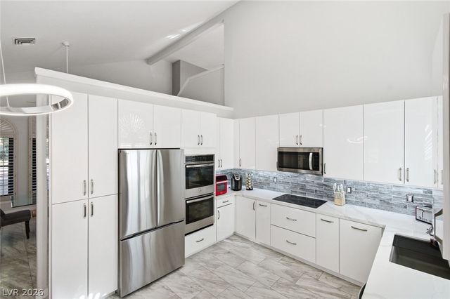 2200 South Pioneer Way, Las Vegas, NV 89117