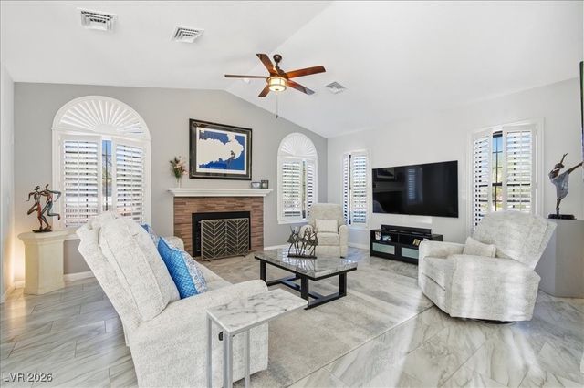 2200 South Pioneer Way, Las Vegas, NV 89117