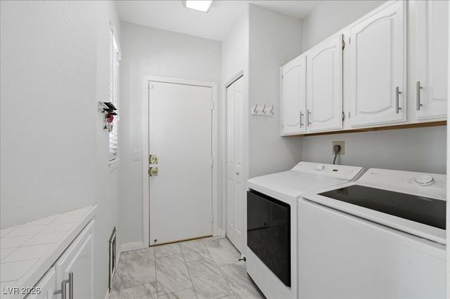 2200 South Pioneer Way, Las Vegas, NV 89117