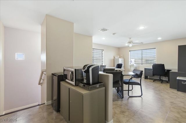 2200 South Pioneer Way, Las Vegas, NV 89117