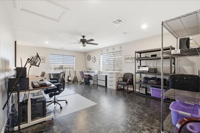 2200 South Pioneer Way, Las Vegas, NV 89117