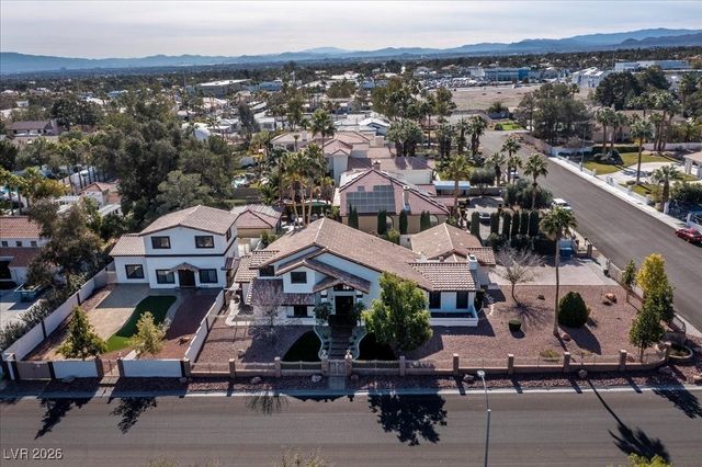 2200 South Pioneer Way, Las Vegas, NV 89117