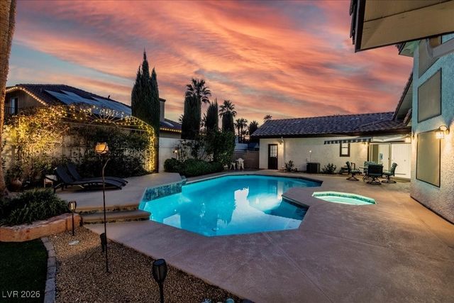 2200 South Pioneer Way, Las Vegas, NV 89117