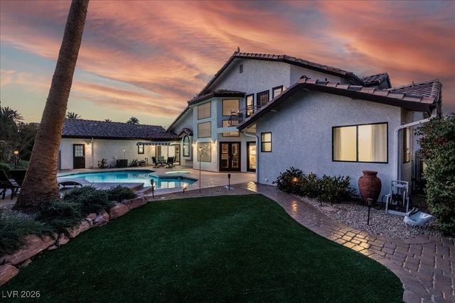 2200 South Pioneer Way, Las Vegas, NV 89117