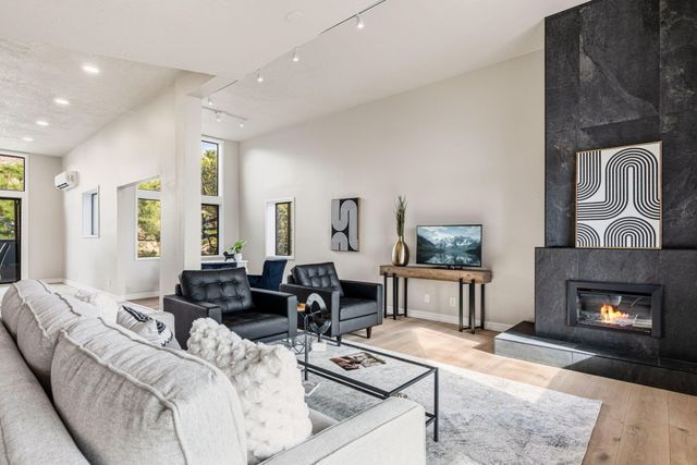 720 Tramway Lane NE UNIT 7, Albuquerque, NM 87122