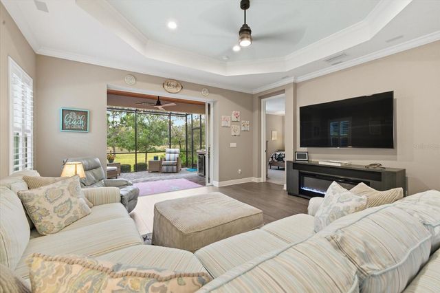 3008 SKY BLUE COVE, Lakewood Ranch, FL 34211