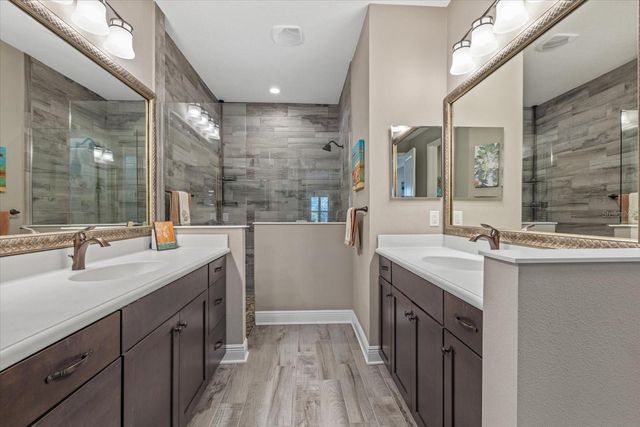 3008 SKY BLUE COVE, Lakewood Ranch, FL 34211