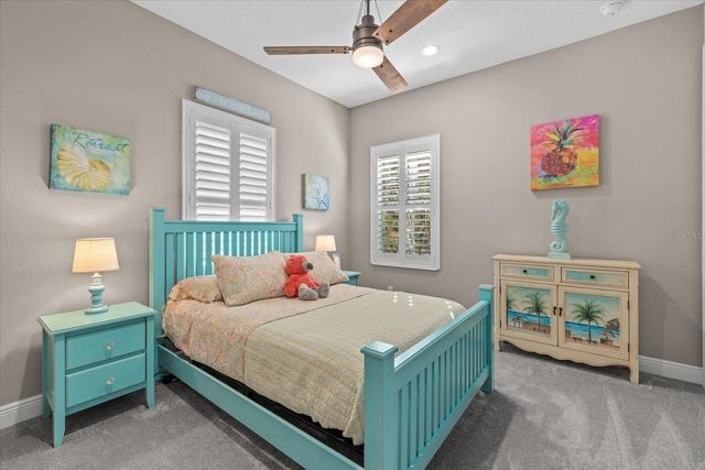 3008 SKY BLUE COVE, Lakewood Ranch, FL 34211