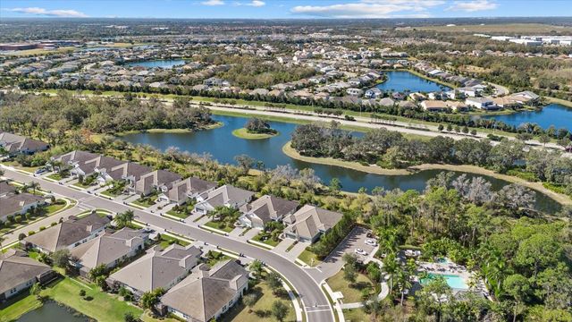3008 SKY BLUE COVE, Lakewood Ranch, FL 34211