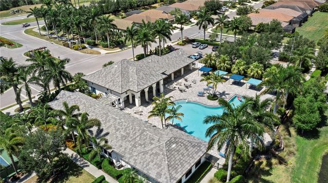 3008 SKY BLUE COVE, Lakewood Ranch, FL 34211