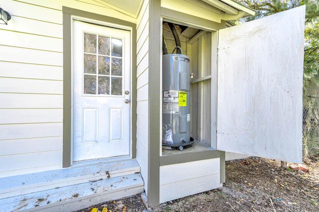 54 Lupine Court, Lake Jackson, TX 77566