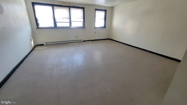 3258 N FRONT ST, Philadelphia, PA 19140