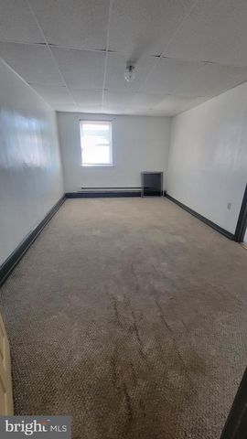 3258 N FRONT ST, Philadelphia, PA 19140
