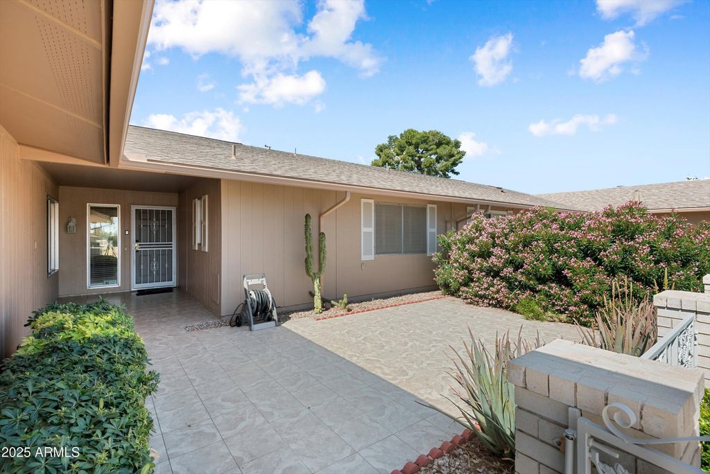 18018 N HIGHWOOD Court, Sun City, AZ 85373 — photo 4