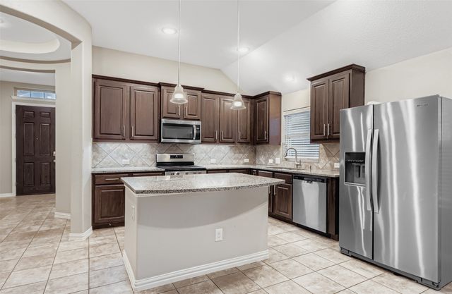 2401 Solomons Place, Wylie, TX 75098