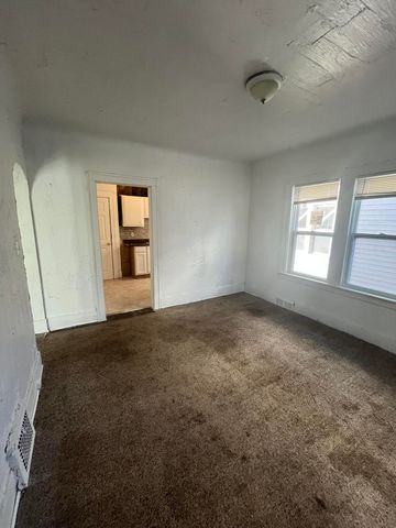14140 Seymour Street, Detroit City, MI 48205