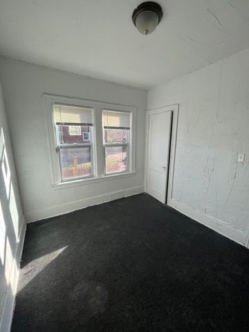 14140 Seymour Street, Detroit City, MI 48205