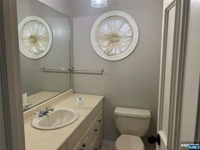 812 Charnwood Drive, Wyckoff, NJ 07481