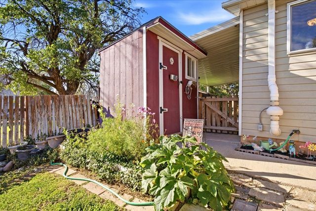 425 W 300 N, Clearfield, UT 84015