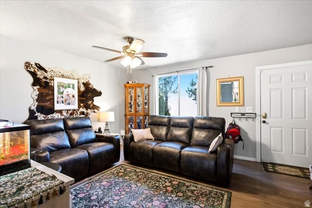 425 W 300 N, Clearfield, UT 84015
