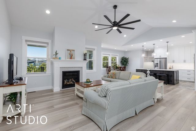 1302 E SUNSET CT., Ogden, UT 84403