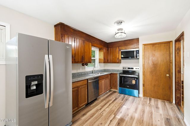 116 Eastside Drive, Bristol, TN 37620