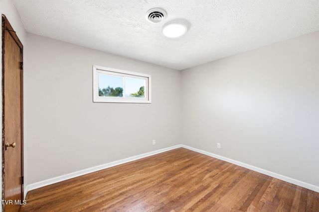 116 Eastside Drive, Bristol, TN 37620