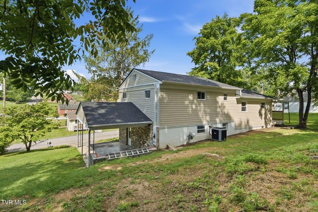 116 Eastside Drive, Bristol, TN 37620