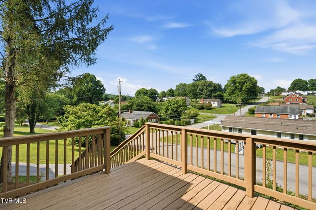116 Eastside Drive, Bristol, TN 37620