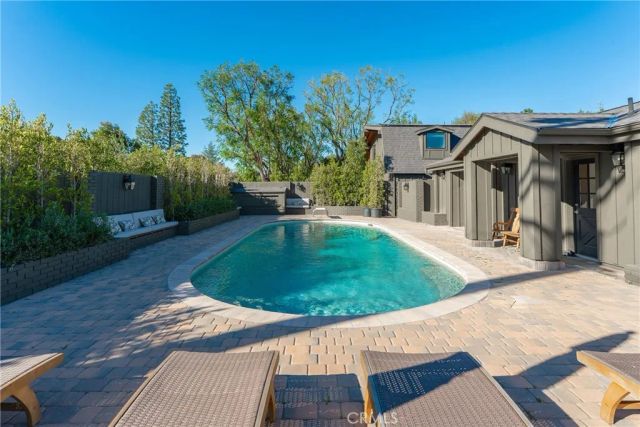 23139 Erwin Street, Woodland Hills, CA 91367