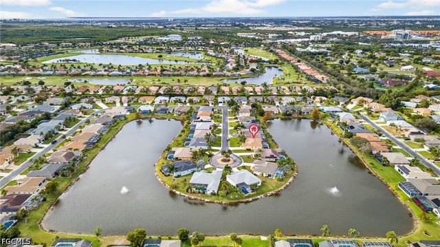 8912 Wellington Lakes CT, Fort Myers, FL 33908