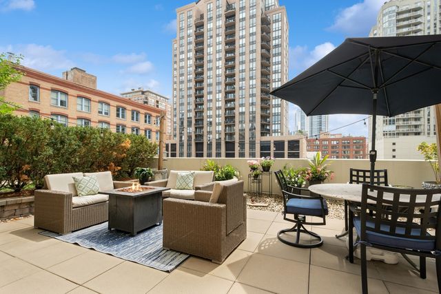 451 W HURON Street 509, Chicago, IL 60654