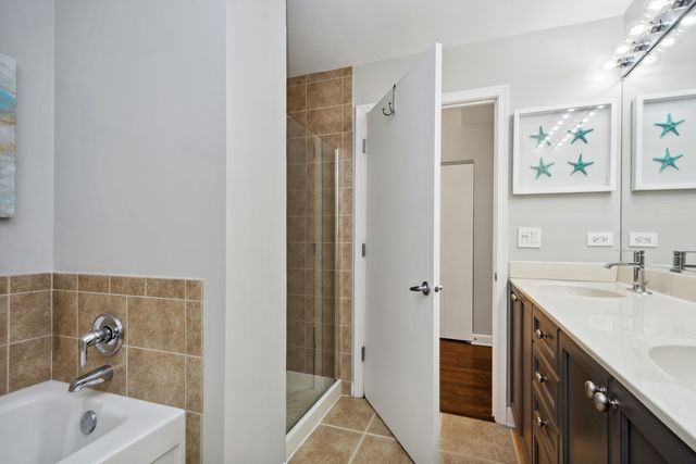 451 W HURON Street 509, Chicago, IL 60654