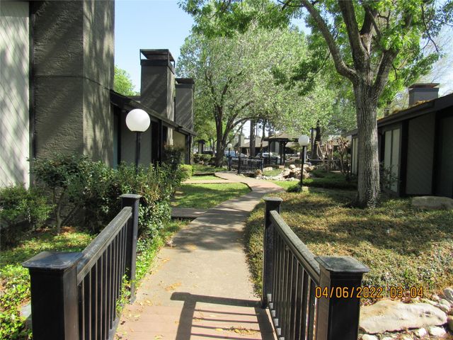 14351 Torrey Chase Boulevard C, Houston, TX 77014