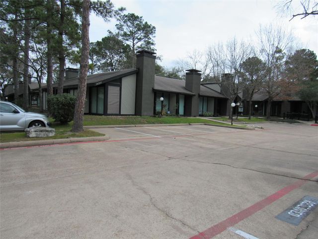 14351 Torrey Chase Boulevard C, Houston, TX 77014