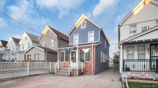 8925 201st Street, Hollis, NY 11423