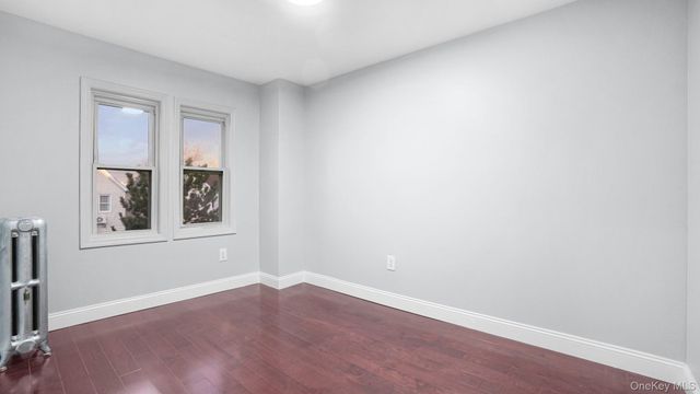 8925 201st Street, Hollis, NY 11423