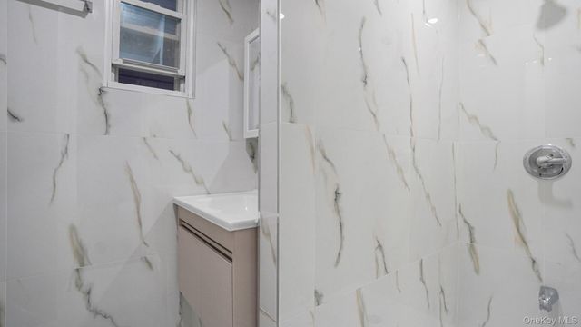 8925 201st Street, Hollis, NY 11423