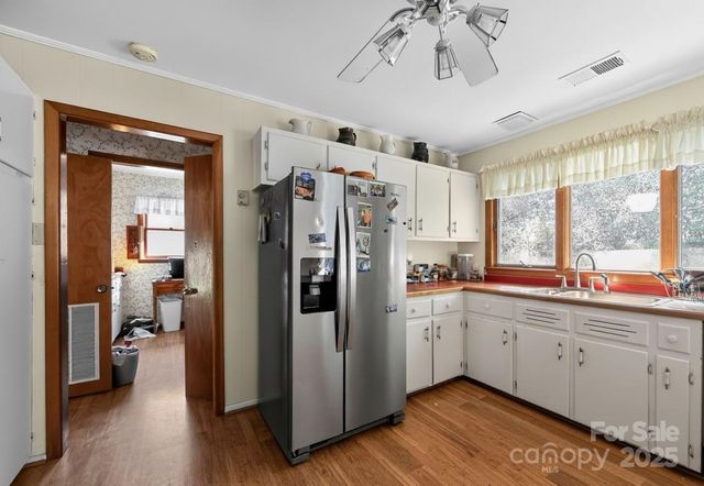 609 S Country Club Drive, Cullowhee, NC 28723