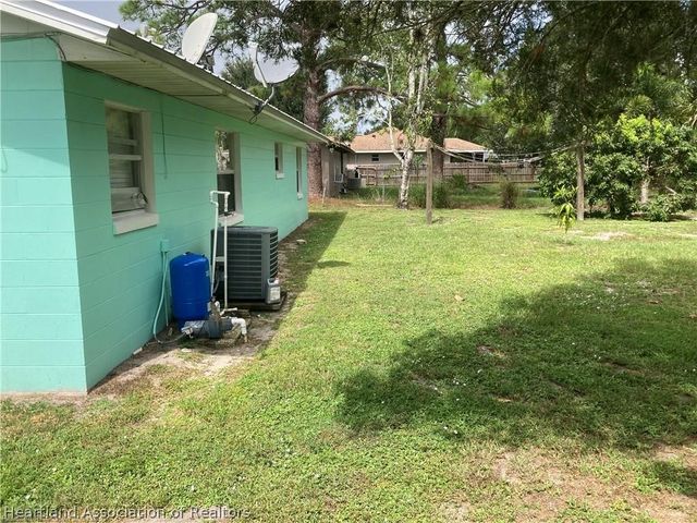 1575 Buck Street, Lake Placid, FL 33852