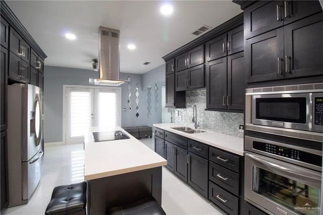 1705 Madero Drive, Edinburg, TX 78542