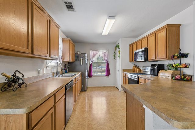 3118 Rosslynn Court, Seagoville, TX 75159