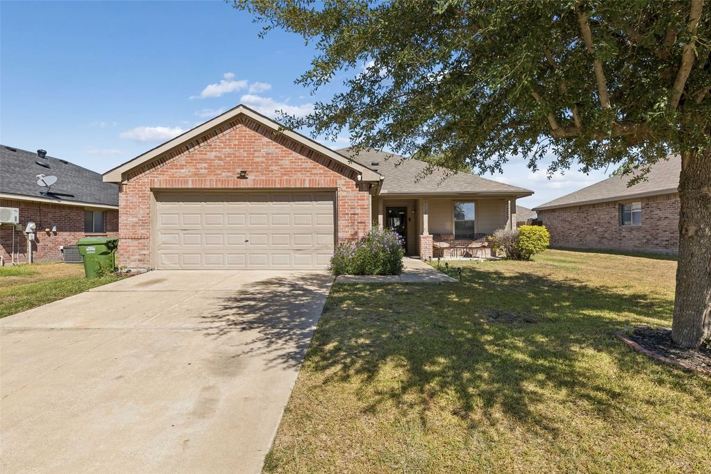 3118 Rosslynn Court, Seagoville, TX 75159