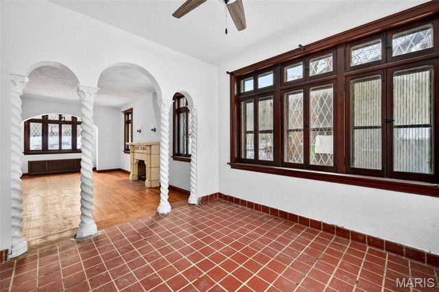 6623 Leona Street, St Louis, MO 63116