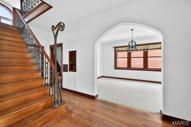 6623 Leona Street, St Louis, MO 63116